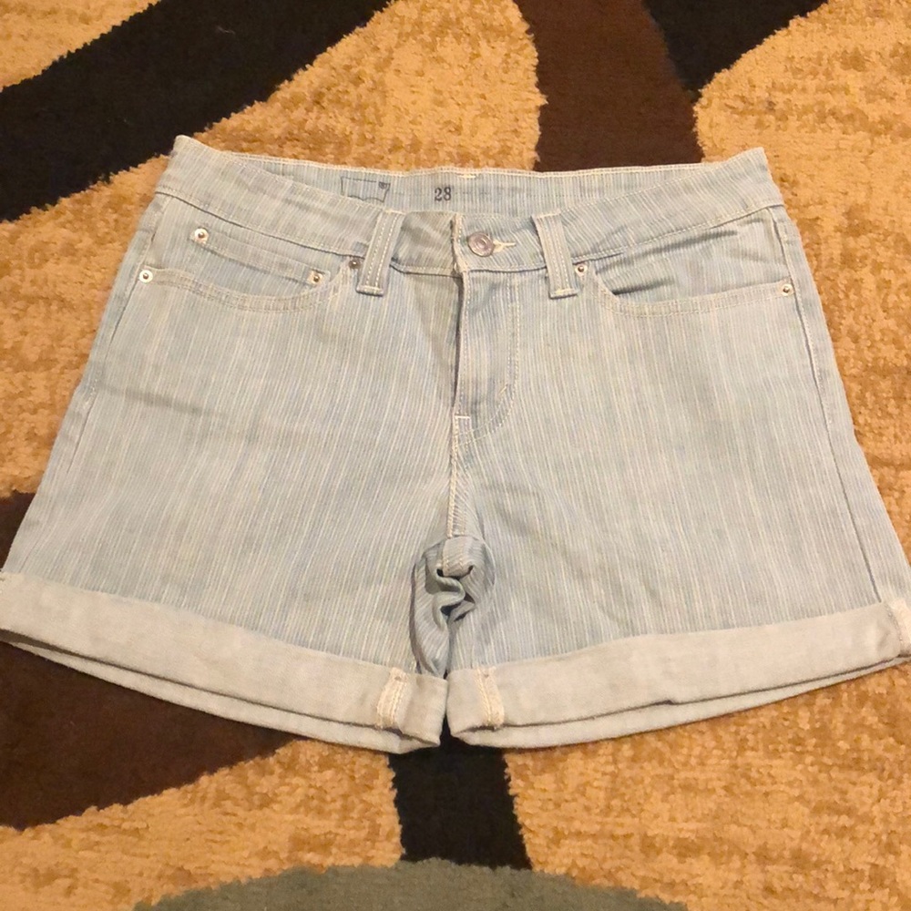Levi’s jean shorts